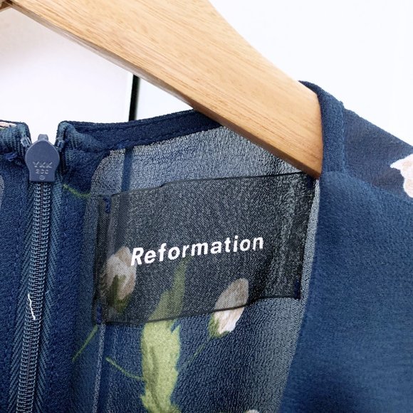 Reformation Virginia Dress - Picture 9 of 11